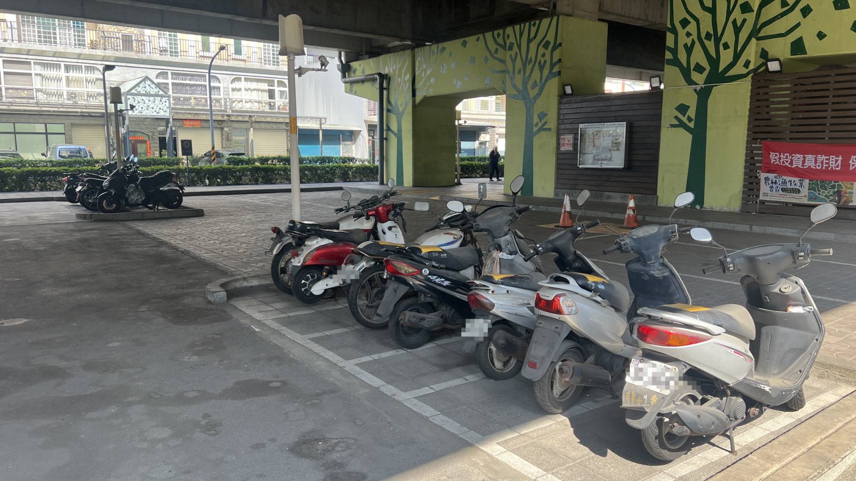為免廢車衍生公安及髒亂問題 桃園率先訂法強制拖吊 (1).jpg